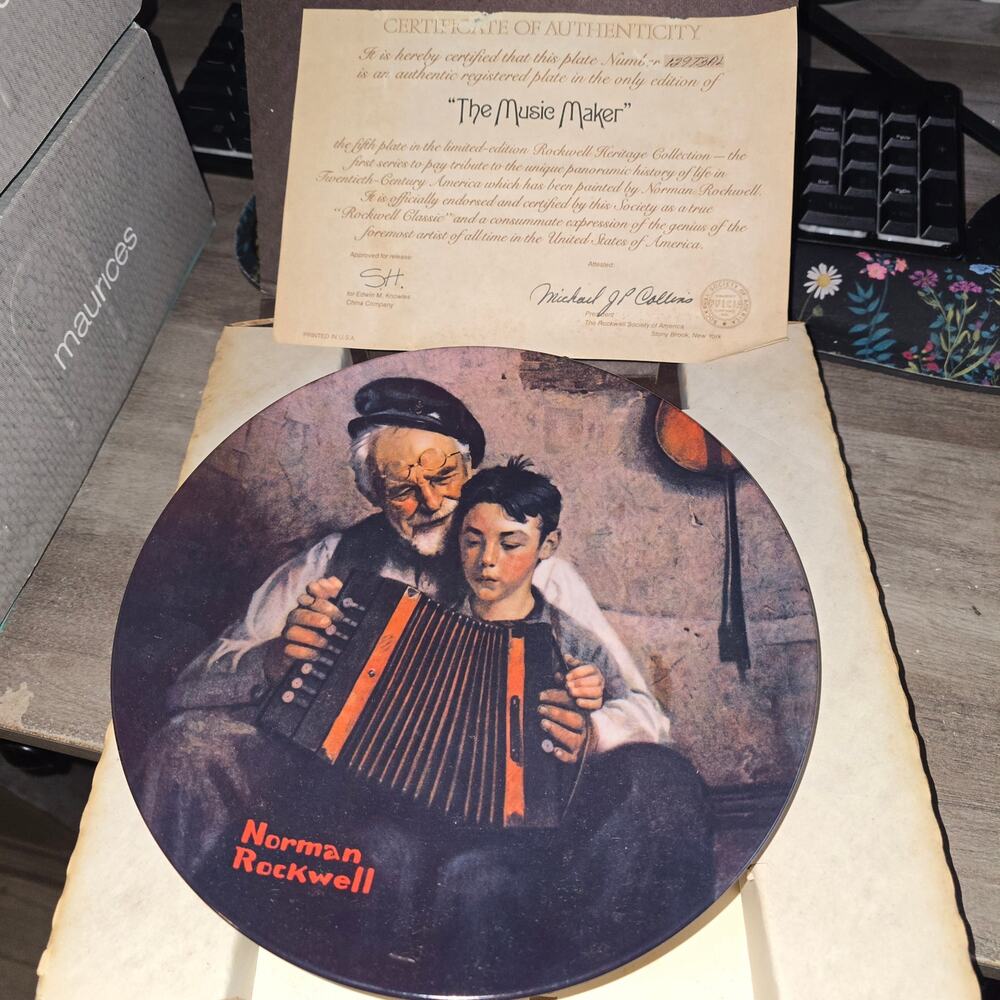 Norman Rockwell "The Music Maker" Collector Plate By Edwin M. Knowles